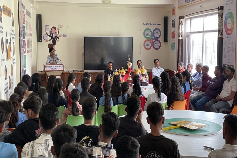 Ambuja Cements facilitates district-level Women`s Sports and Cultural Meet at Darlaghat to promote empowerment and expression